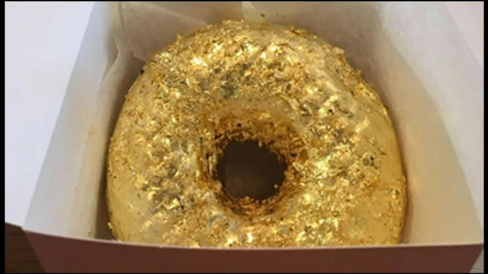 golden donut.webp