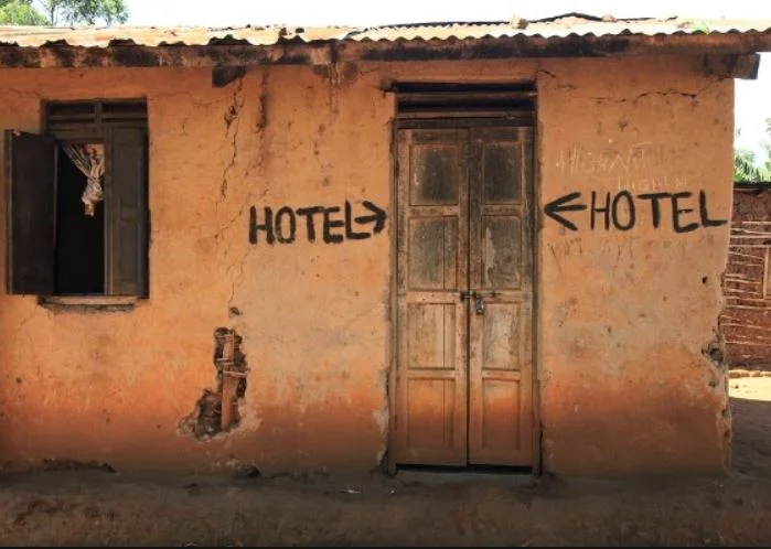 shit-hotel.webp