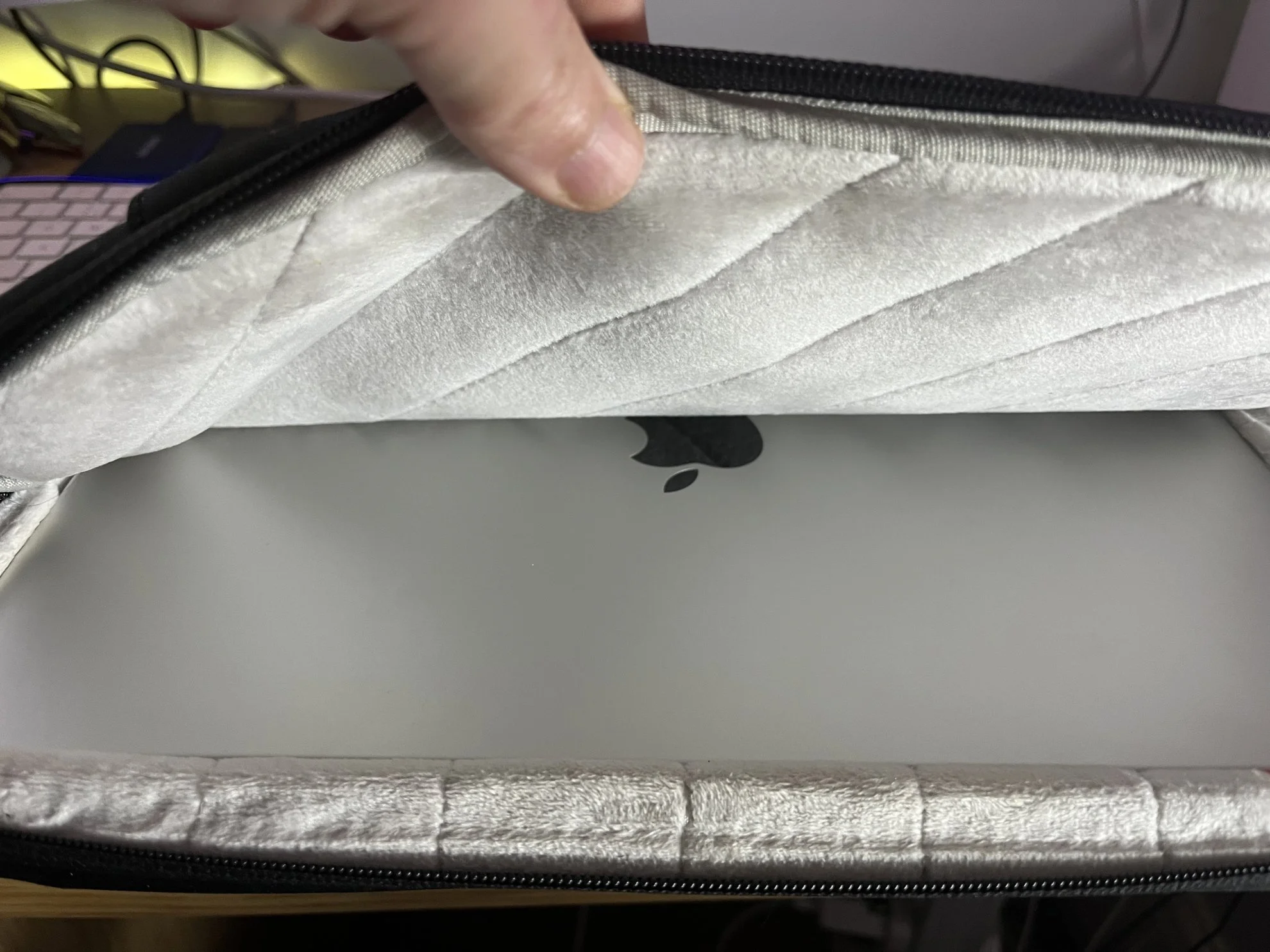 sleeve.webp