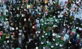 Hundreds-of-wine-and-beer-008.webp