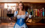 wine-awesomeness-october-fest-big-wine-glass-abigail-9757-940x595.webp